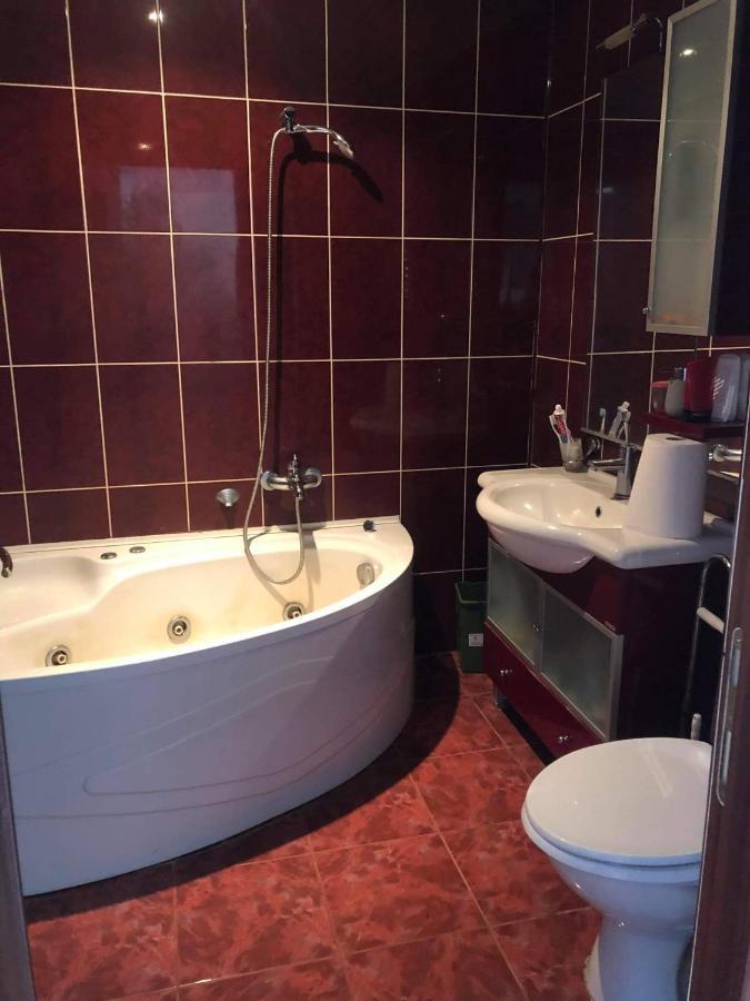 דירות Râmnicu Vâlcea Apartament מראה חיצוני תמונה